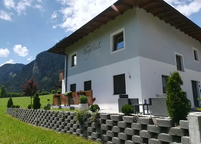 Bergheil Apartments